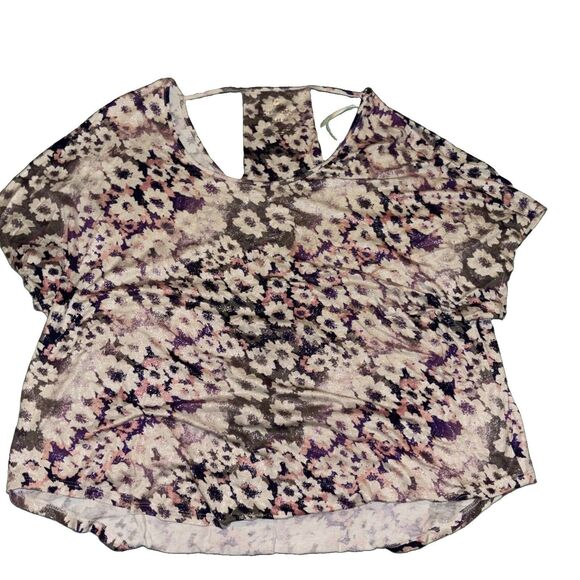 Juicy Couture Tops - Juicy Couture Women's Floral Shimmer Print Back Cutout Top M
